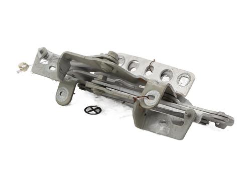Hinge/Door check strap PEUGEOT 3008 II SUV (MC_, MR_, MJ_, M4_) 1.6 THP 165 (M45GYW, M45GZW, M45GYV) | BP29401897C146 