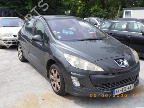 Brugte PEUGEOT 308 I (4A_, 4C_) 1.6 HDi (109 hp) 4370281