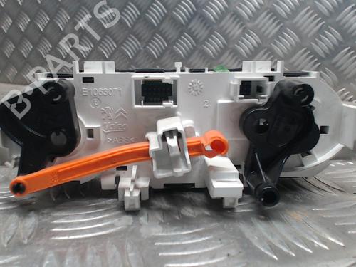Climate control PEUGEOT 208 I (CA_, CC_) 1.4 HDi | BP24252681I5 