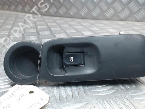 Used Right front window switch Right front window switch RENAULT MODUS / GRAND MODUS (F/JP0_) 1.5 dCi (FP0D, JP0D) (82 hp) 24249691 24249691