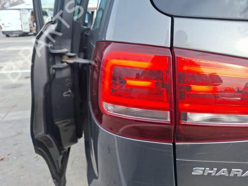 Venstre Baklys VW SHARAN (7N1, 7N2) 2.0 TDI (150 hp) 31678863