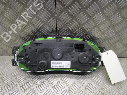 Used Instrument cluster DACIA DOKKER Express Box Body/MPV 1.6 (83 hp) 24252080