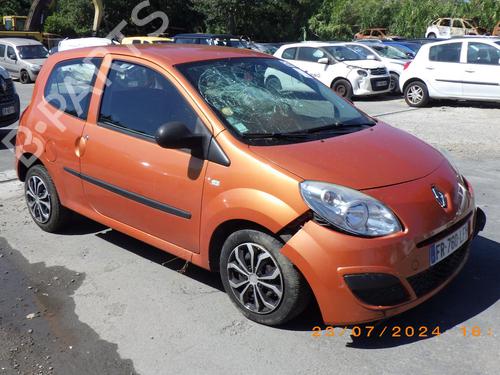 Używane części RENAULT TWINGO II (CN0_) 1.5 dCi (CN0E) (64 hp) 4355254