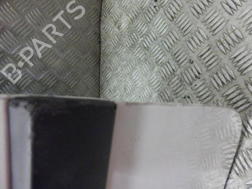 Used Left front door RENAULT MEGANE II (BM0/1_, CM0/1_) 1.5 dCi (BM1F, CM1F) (86 hp) 24251452