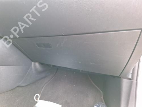 Guantera TOYOTA C-HR (_X1_) 1.8 Hybrid (ZYX10_, ZYX11_, ZYX10R, ZYX11R) (122 hp) 31045795