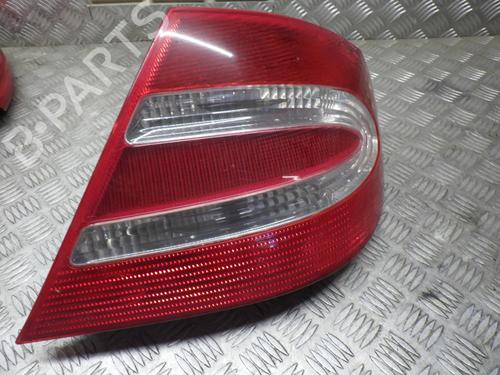 Used Right taillight Right taillight MERCEDES-BENZ CLK (C209) CLK 500 (209.375) (306 hp) 24244945 24244945