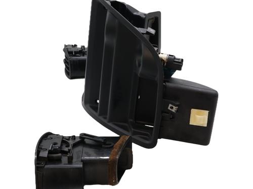 air-vent-citroen-saxo-s0-s1-1996-1997-1998-1999-2000-2001-2002-2003-2004-36648036 main image