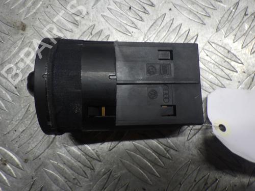 Used Headlight switch Headlight switch VW POLO V (6R1, 6C1) 1.6 TDI (75 hp) 24251081 24251081