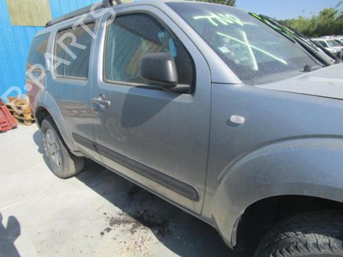 Used Right front door NISSAN PATHFINDER III (R51) 2.5 dCi 4WD (174 hp) 24931501