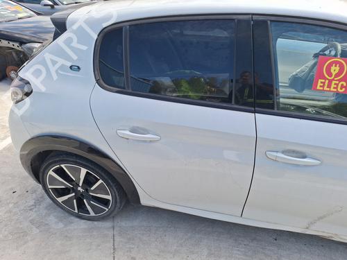 Right rear door PEUGEOT 208 II (UB_, UP_, UW_, UJ_) e-208 | BP29372034C5 
