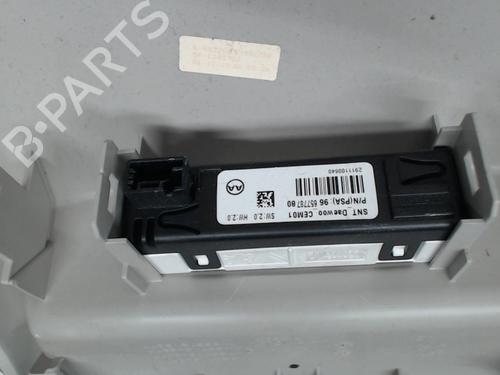 Used Interior roof light Interior roof light CITROËN C4 II (NC_) 1.6 HDi 90 (92 hp) 25034893 25034893