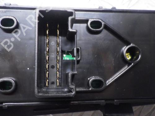 Used Switch Switch HYUNDAI i30 (GD) 1.6 CRDi (110 hp) 24250340 24250340