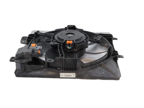 radiator-fan-ds-ds-3-sa_-2015-2016-2017-2018-2019-32212917 main image