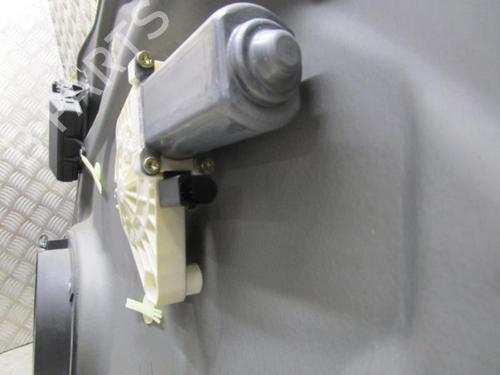Used Front right window mechanism Front right window mechanism MERCEDES-BENZ A-CLASS (W169) A 200 CDI (169.008, 169.308) (140 hp) 24247713 24247713