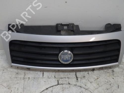 Used Grille FIAT SCUDO Van (270_, 272_) 2.0 D Multijet (120 hp) 29457691