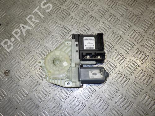 Left front window motor VW GOLF VI (5K1) 1.6 TDI | BP24244933E21 - Image 2