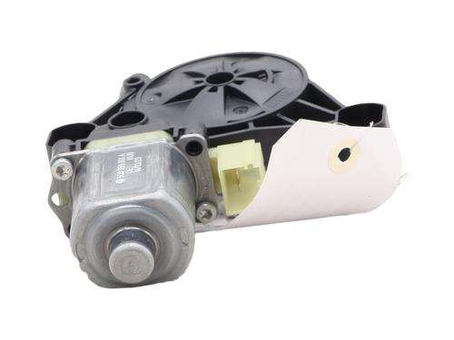Left front window motor VW GOLF VIII (CD1, DA1) 2.0 TDI | BP37992593E21 - Image 4