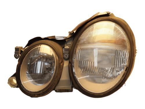 Used Left headlight MERCEDES-BENZ CLK (C208) CLK 230 Kompressor (208.347) (193 hp) 26238708