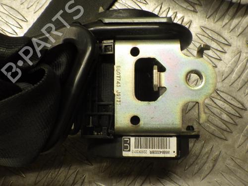 front-right-seatbelt-renault-megane-iii-hatchback-bz01_-b3_-2008-24246400 main image