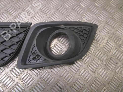 Used Grille FORD FIESTA V (JH_, JD_) 1.25 16V (75 hp) 24252717