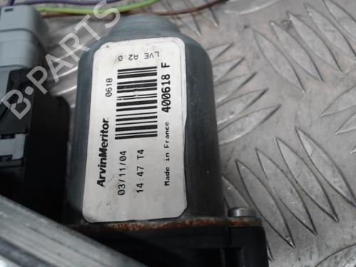 Used Front right window mechanism Front right window mechanism 24249512 24249512