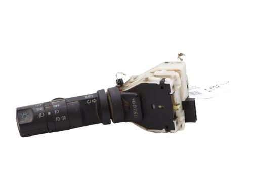 switch-nissan-navara-np300-d40-2004-36221987 main image