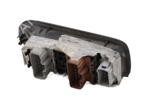 Used Left front window switch Left front window switch RENAULT SCÉNIC II (JM0/1_) 1.9 dCi (JM14) (131 hp) 33564252 33564252