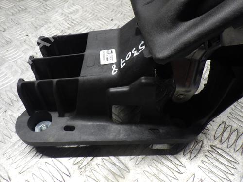 Gear lever PEUGEOT 208 I (CA_, CC_) 1.6 HDi | BP24246783M90 