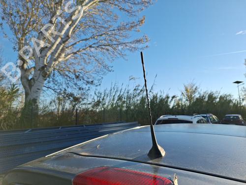 antennabase-nissan-juke-f15-2010-2011-2012-2013-2014-2015-2016-2017-2018-2019-30674491 main image