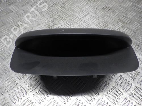 display-monitor-renault-megane-iii-hatchback-bz01_-b3_-2008-24248615 main image