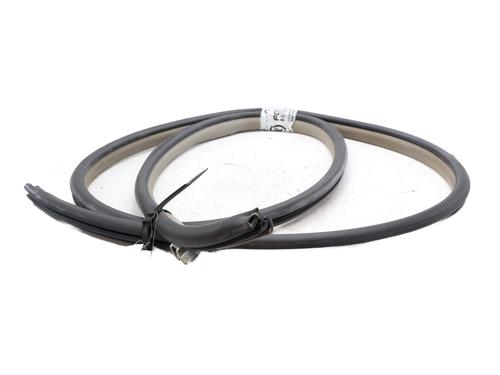 rubber-door-seal-toyota-yaris-_p9_-2005-2006-2007-2008-2009-2010-2011-2012-2013-2014-34241690 main image