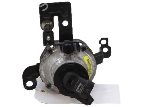 Left front fog light KIA STONIC (YB) 1.0 T-GDi | BP39504306C30 - Image 4