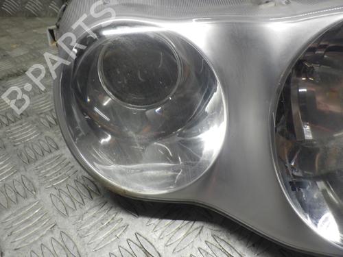 Right headlight HYUNDAI COUPE I (RD) 1.6 16V | BP24244867C29 
