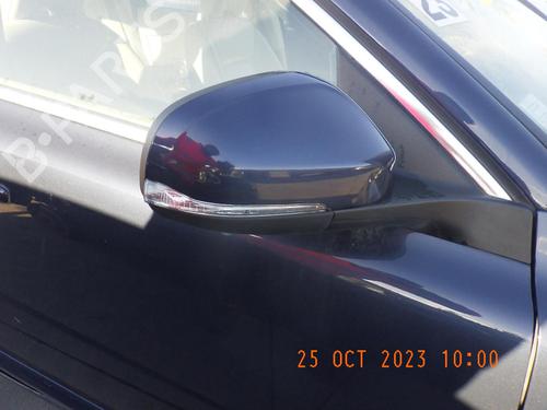Right mirror VOLVO V70 III (135) D3 31298921