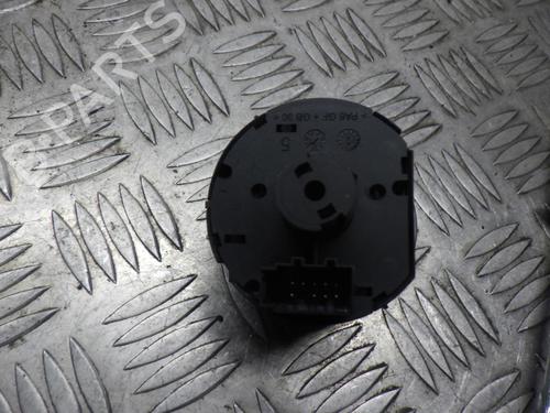 Headlight switch VW T-ROC (A11, D11) 1.5 TSI | BP24251108I24 - Image 3