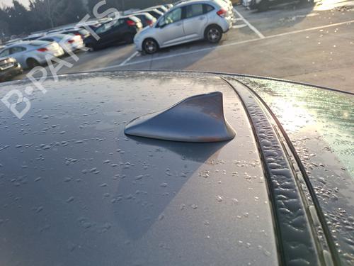 antennabase-jaguar-xe-x760-2015-31019710 main image