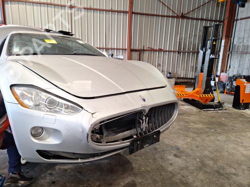 Used Steering column Steering column MASERATI GRAN TURISMO I 4.2 (405 hp) 31818884 31818884