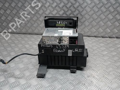 Used Radio Radio VW PASSAT B5.5 (3B3) 1.9 TDI 4motion (130 hp) 24252430 24252430