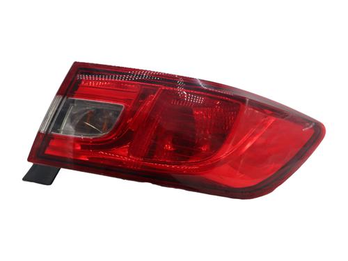 right-taillight-renault-clio-iv-bh_-2012-2013-2014-2015-2016-2017-2018-2019-2020-2021-37023126 main image