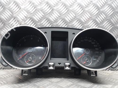 Instrument cluster VW GOLF VI (5K1) 1.4 TSI | BP24247399C47 