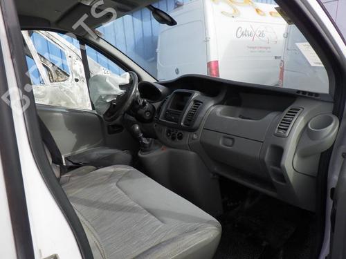 Left headlight NISSAN PRIMASTAR Van (X83) 2.0 dCi 115 | BP24245317C28 - Image 11