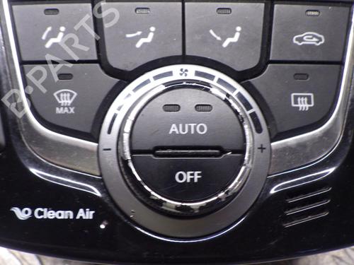 climate-control-hyundai-i30-gd-2011-24250341 main image