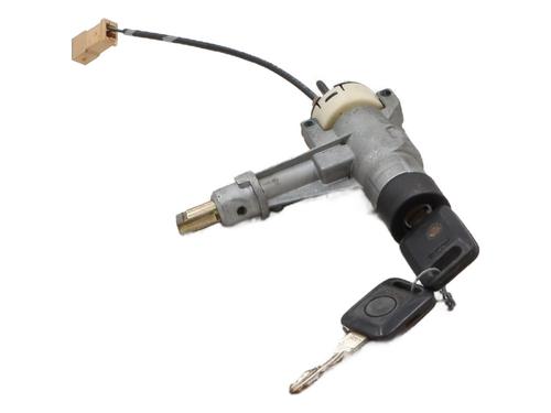 Used Ignition barrel AUDI CABRIOLET B3 (8G7) 2.6 (150 hp) 30497605