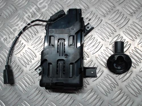 Used Glove box Glove box VW POLO V (6R1, 6C1) 1.6 TDI (105 hp) 24247231 24247231
