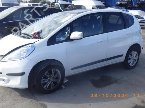 Right headlight HONDA JAZZ III (GE_, GG_, GP_, ZA_) 1.3 HYBRID (GP1) | BP32098958C29 