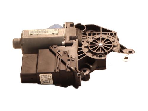Left rear window motor VW GOLF PLUS V (5M1, 521) 2.0 TDI 16V | BP24590980E23 