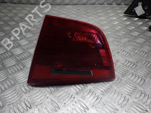Feu de coffre droit BMW 3 Touring (E91) 330 d xDrive (245 hp) 24251283