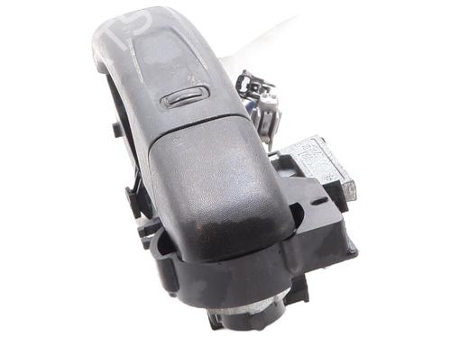 Używane Klamka zewnętrzna drzwi przednich prawych Klamka zewnętrzna drzwi przednich prawych RENAULT MASTER III Van (FV) 2.3 dCi 165 FWD (FV0P, FV0U, FV11, FV12, FV1E) (163 hp) 33652295 33652295