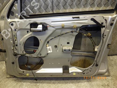 right-front-door-ford-mondeo-iii-b5y-2000-2001-2002-2003-2004-2005-2006-2007-24244596 main image