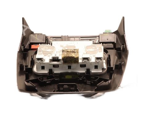 Interior roof light PEUGEOT 3008 II SUV (MC_, MR_, MJ_, M4_) 1.6 THP 165 (M45GYW, M45GZW, M45GYV) | BP24244300I8